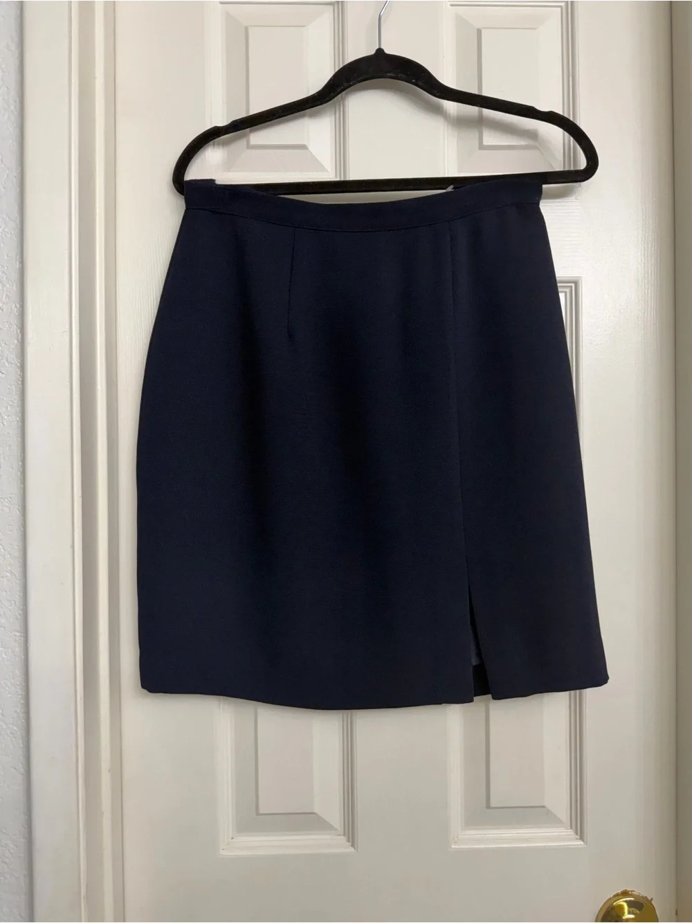 7125 Vintage VTG Classic Navy Women's Mini Skirt - Timeless Workwear Silk